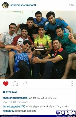 شهرام شریف زاده که با تازگی برای شهرداری ساوه توپ میزند با انتشار عکسی از شب تولد خود از بازیکنان شهرداری ساوه تشکر کرد.